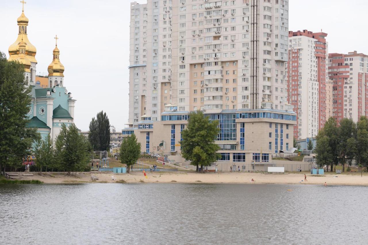 Apart Hotel Lake Apartments Kiev Bagian luar foto