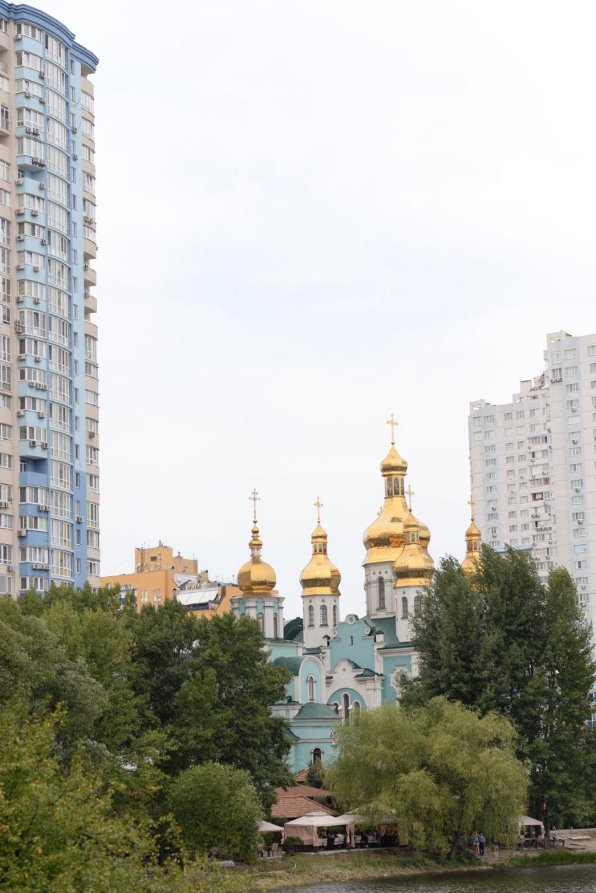 Apart Hotel Lake Apartments Kiev Bagian luar foto