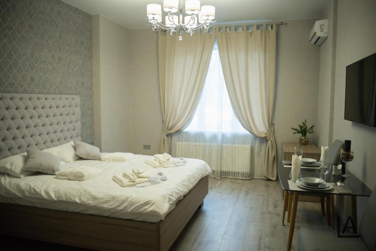 Apart Hotel Lake Apartments Kiev Bagian luar foto
