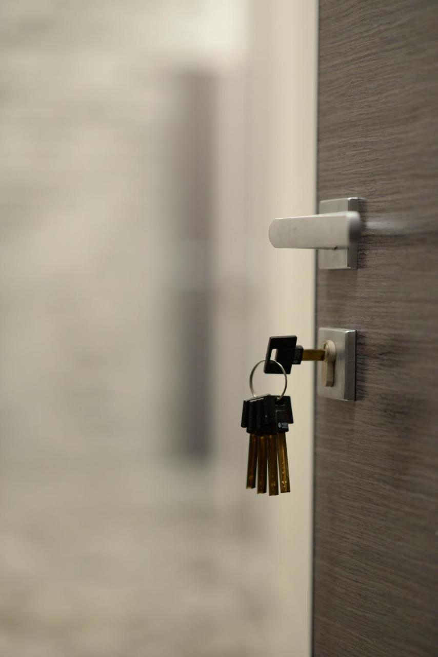 Apart Hotel Lake Apartments Kiev Bagian luar foto