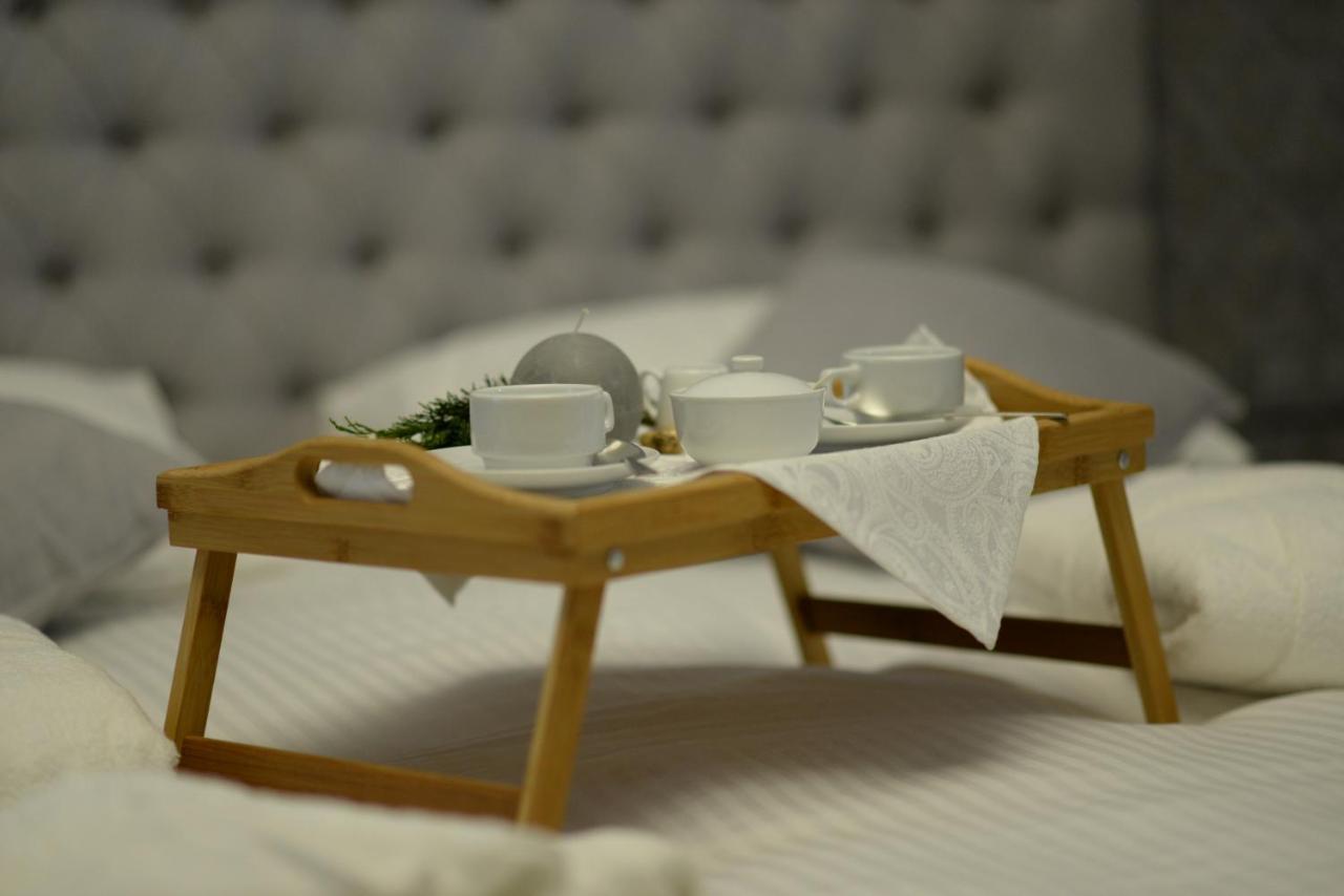 Apart Hotel Lake Apartments Kiev Bagian luar foto