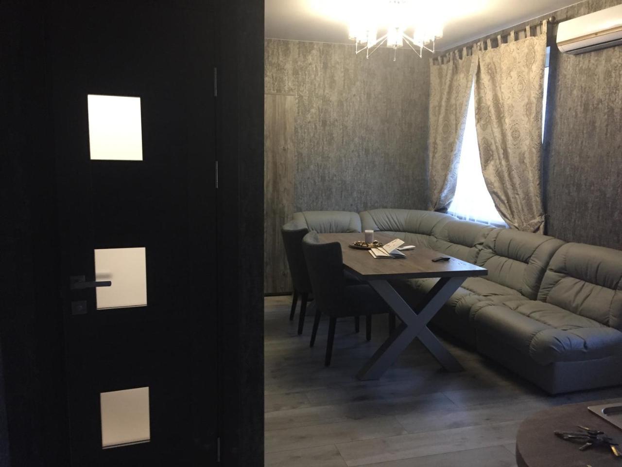 Apart Hotel Lake Apartments Kiev Bagian luar foto